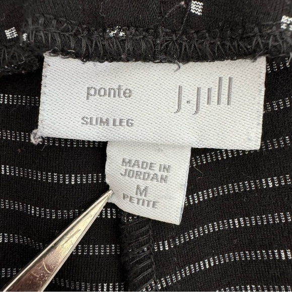 J. Jill Ponte Polka dot Pants Slim Leg size Medium Petite Black White Women’s - Picture 6 of 7